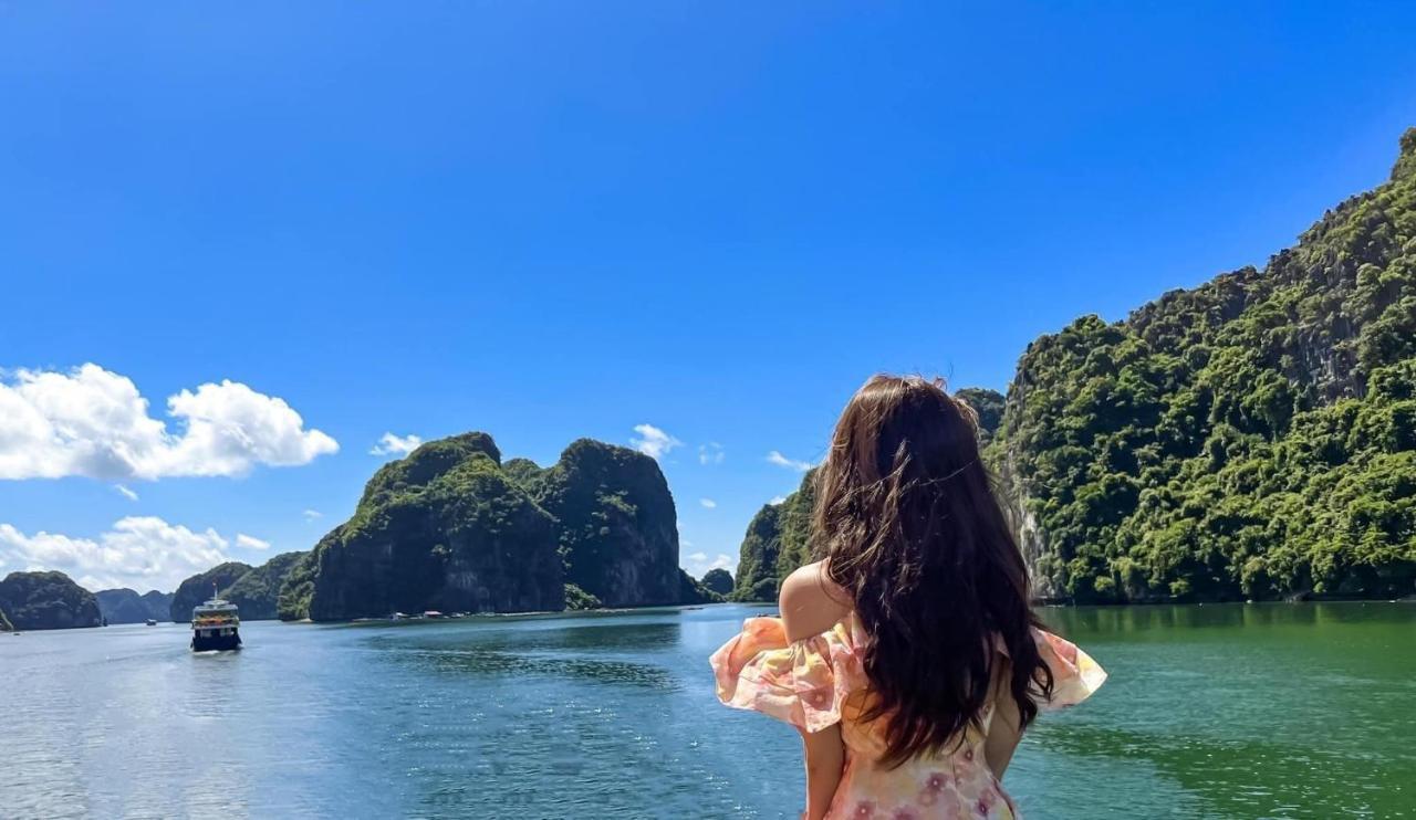 Nhat Anh Hotel Cat Ba Dong Khe Sau Esterno foto